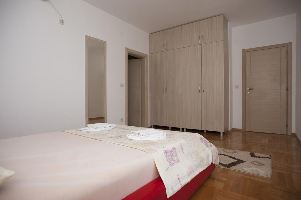 Apartments Villa Simonovic Petrovac Zewnętrze zdjęcie